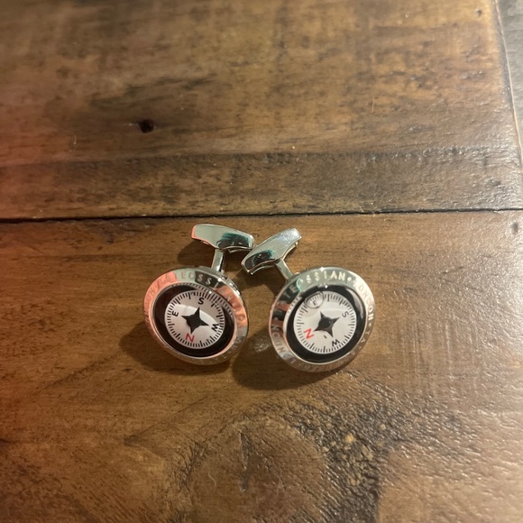 Tateossian Compass Cufflinks - Picture 4 of 4